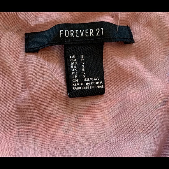 Forever 21 long sleeve romper - Picture 5 of 5